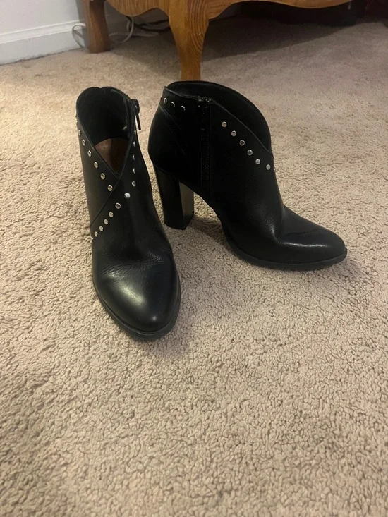 Black Studded Women's Ankle Booties - Brand Texto - Picture 4 of 6